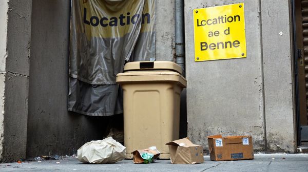 Top 5 avantages de la location de benne pour gérer vos déchets 92
